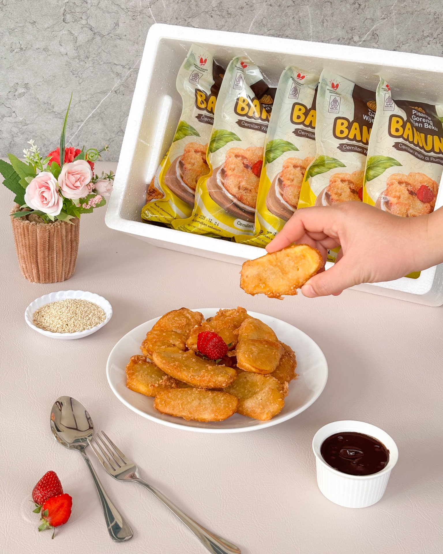 5 Cara Sajikan Pisang Wijen Lebih Istimewa